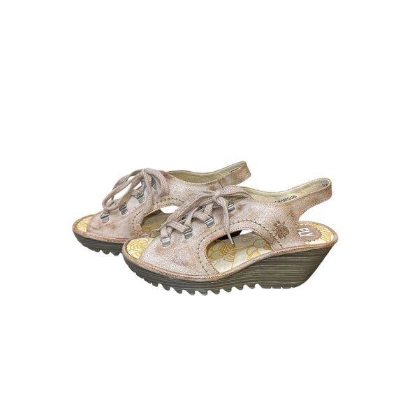 NWT Fly London Gold Metallic Slingback Wedge Shoes Size 8.5 - Picture 4 of 8